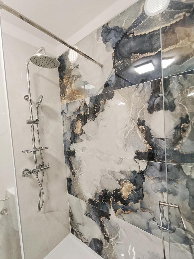 Apartman Gallery Freya Ζαντάρ Εξωτερικό φωτογραφία